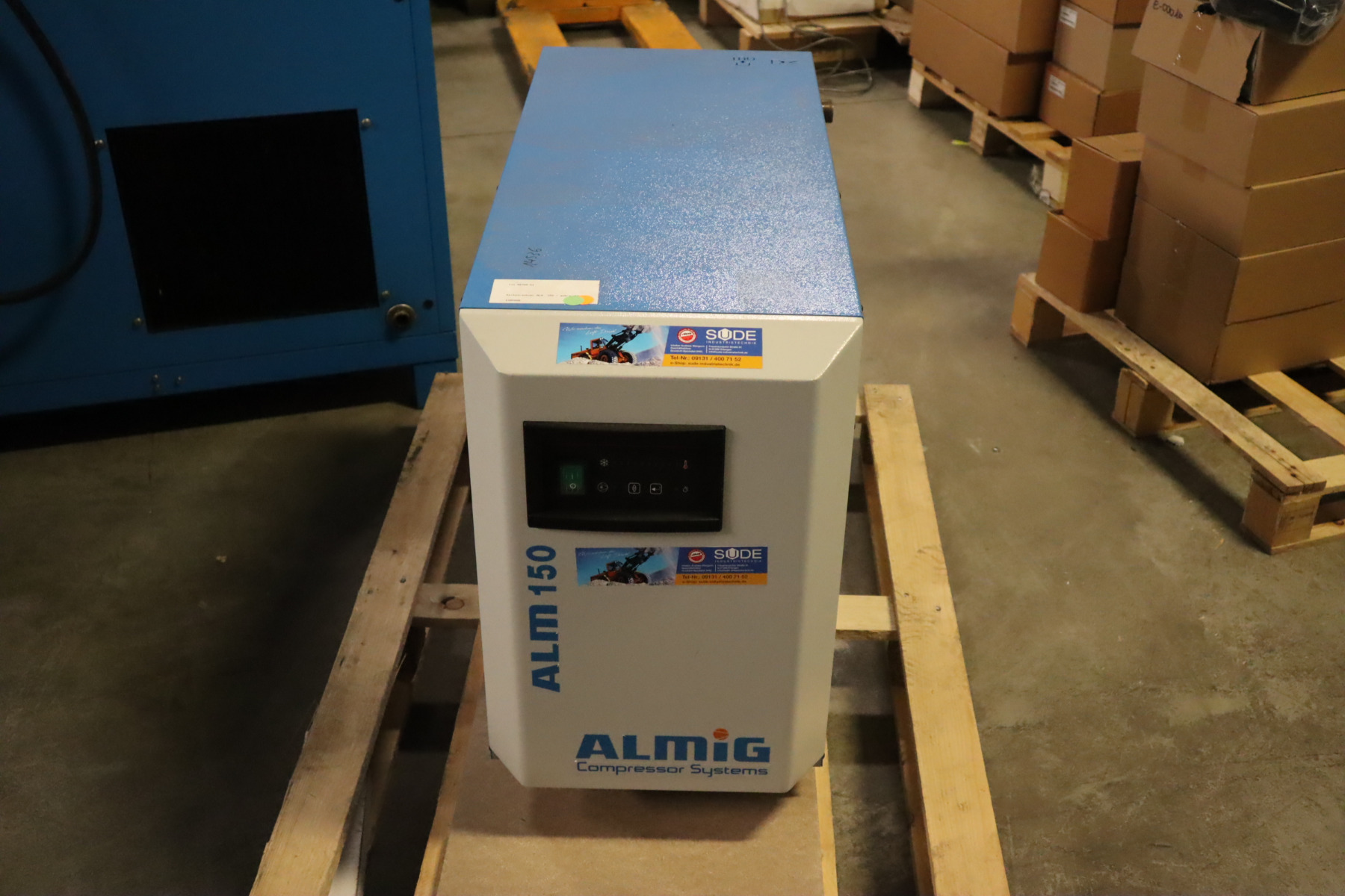 Gebrauchter ALM 150 Druckluftkältetrockner von ALMIG bis 2,33 m³/min